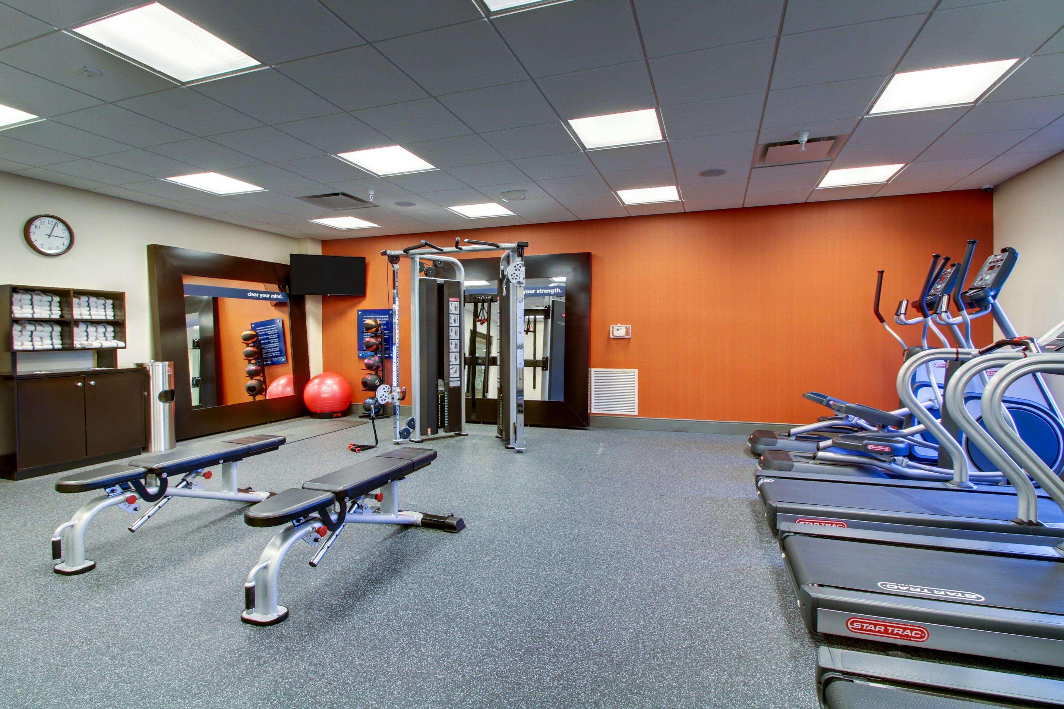 Hampton Inn & Suites Milwaukee West West Allis Екстериор снимка
