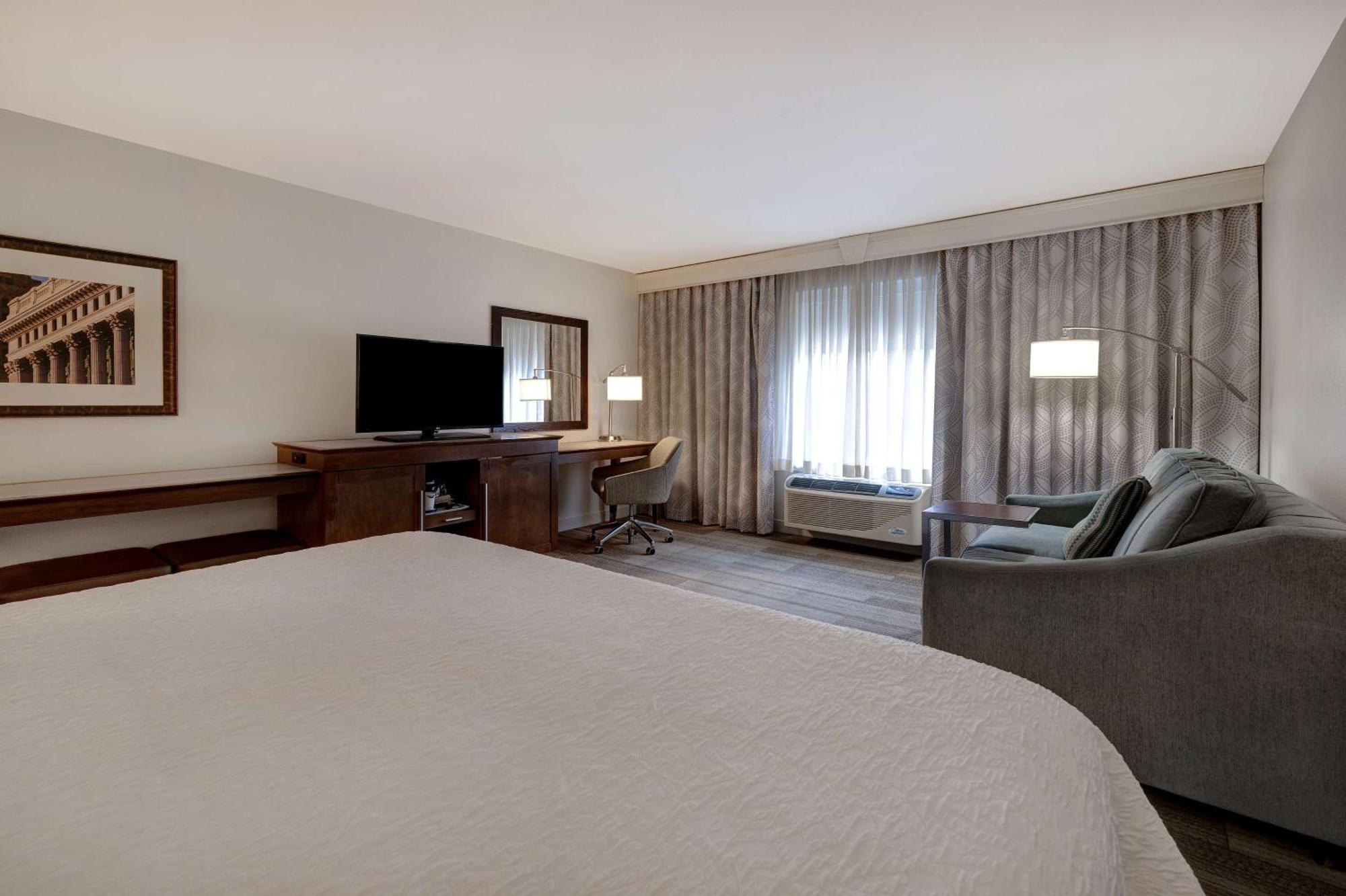 Hampton Inn & Suites Milwaukee West West Allis Екстериор снимка